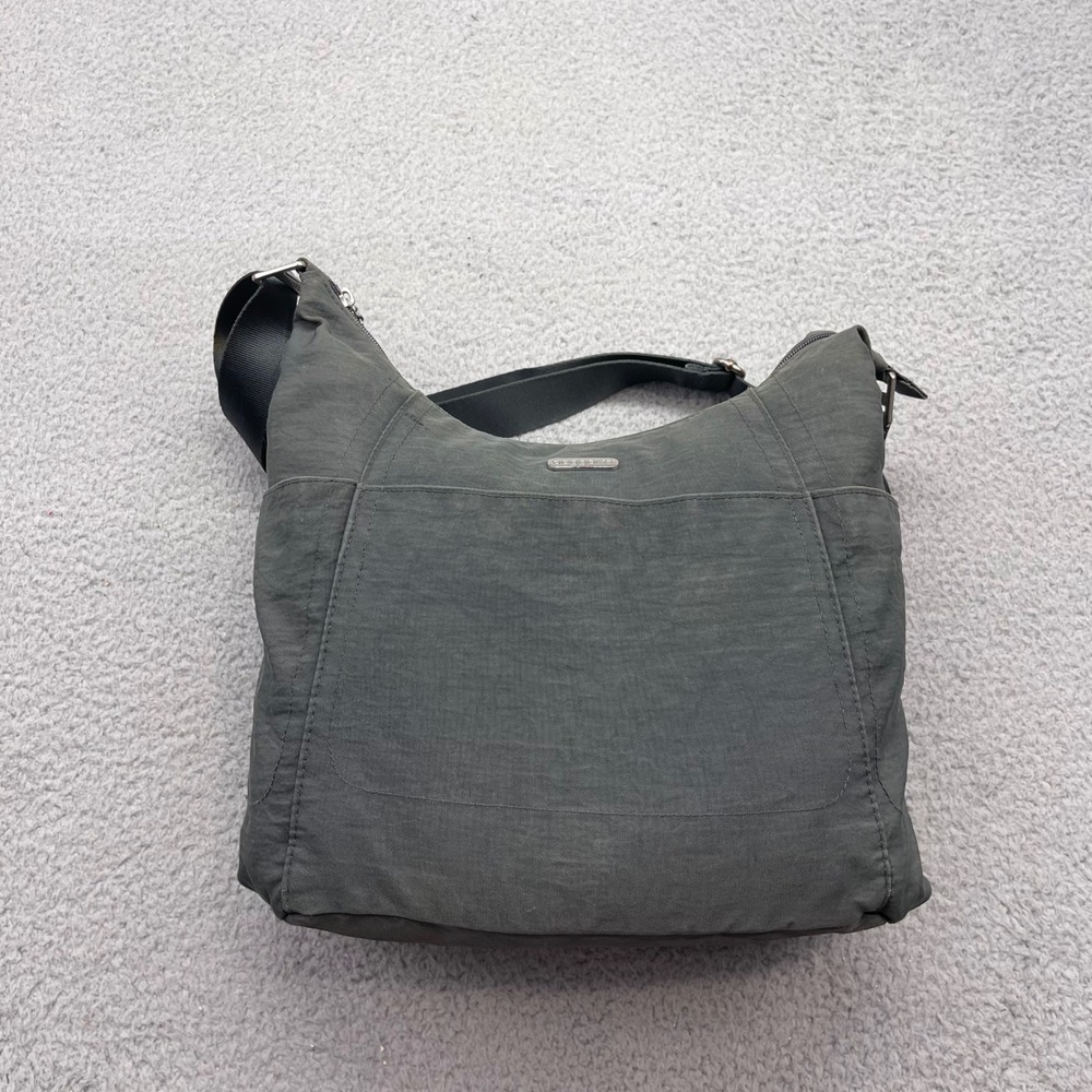 Baggallini Everywhere Gray Nylon Crossbody Shoulder Travel Bag Hobo Tote Handbag